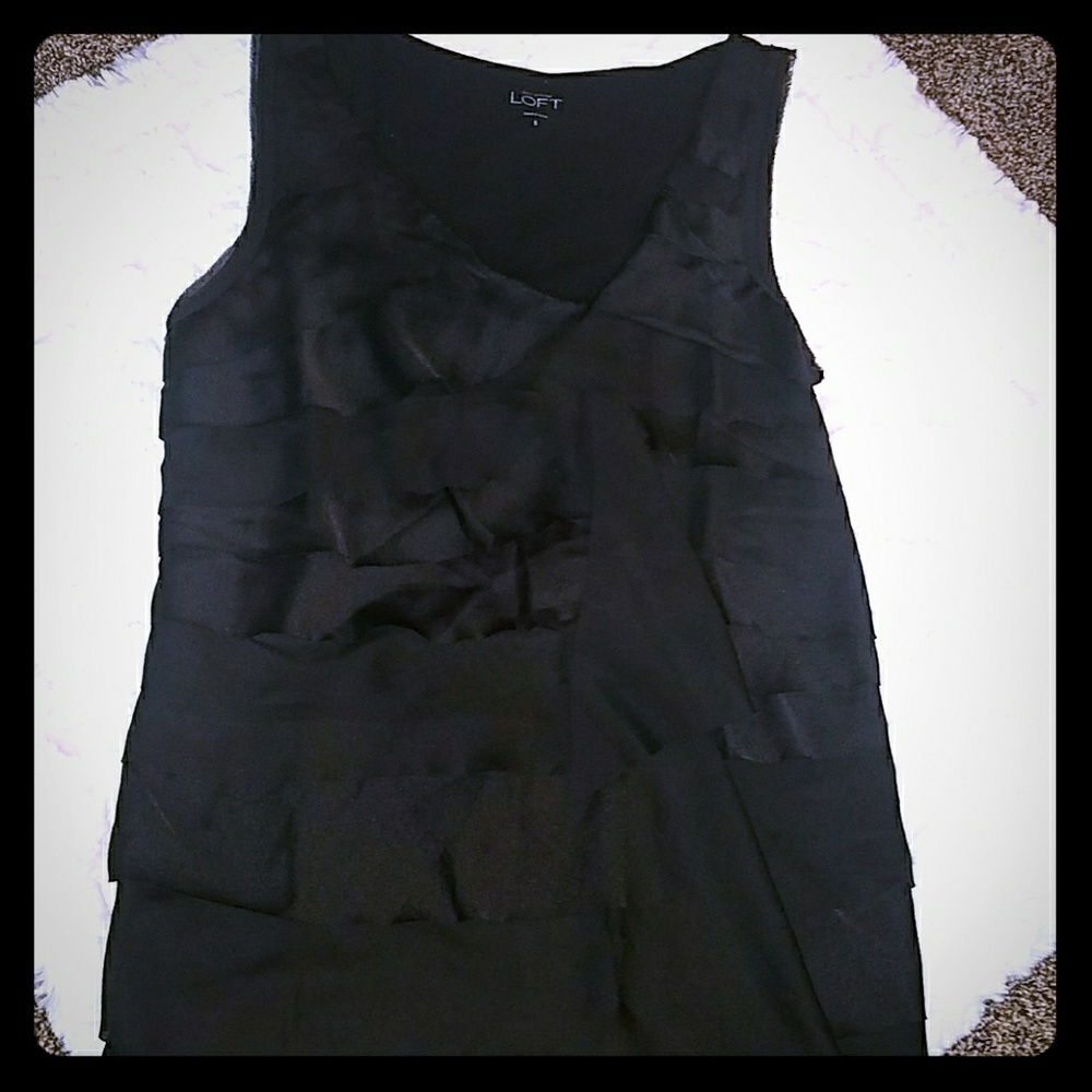 Loft blacl tank